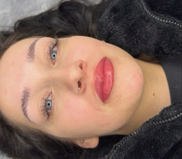 Permanent Make-up Augenbrauen
